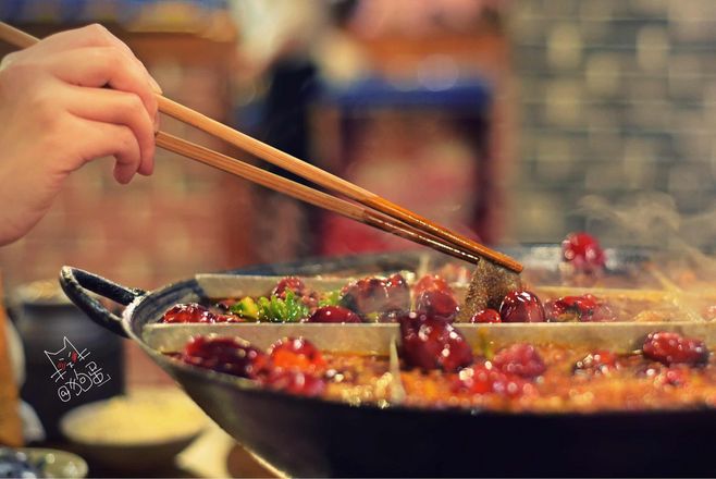 炒制牛油火锅底料的误区与提味小技巧！